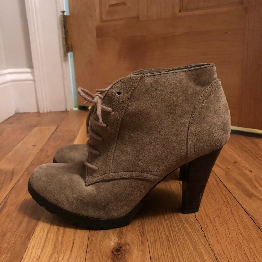 Heel booties